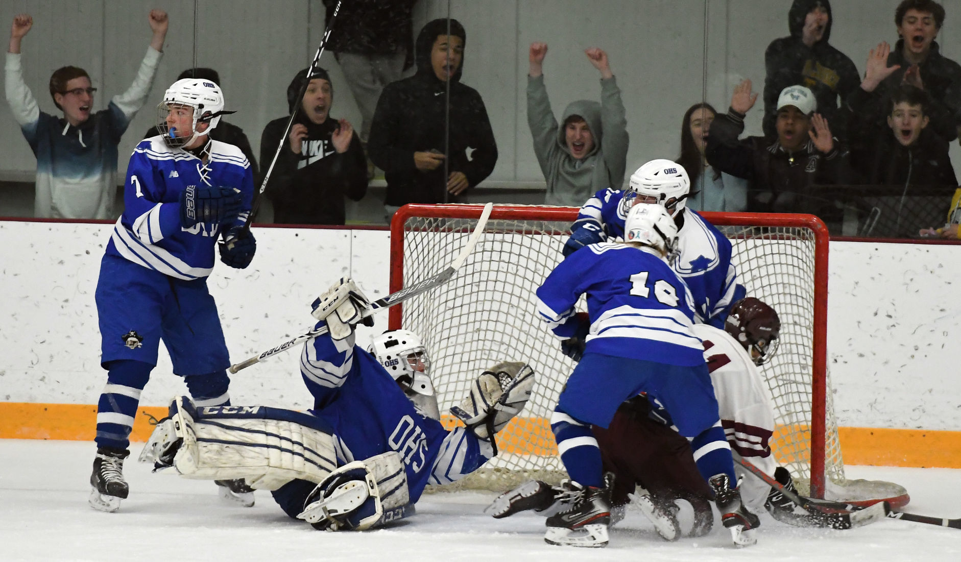 Auburn Oswego Hockey 5.JPG